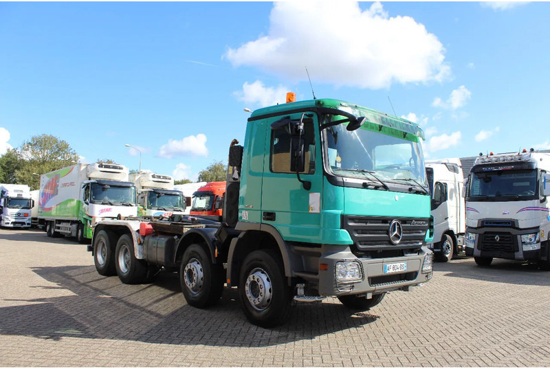 Mercedes-Benz Actros 3241 * 3 PEDAL * TOP CONDITION * - Camion cu cârlig: Foto 5 Mercedes-Benz Actros 3241 * 3 PEDAL * TOP CONDITION * - Camion cu cârlig: Foto 5