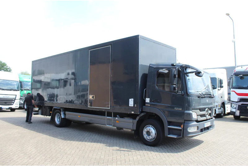 Mercedes-Benz Atego 1318 * EURO5 * 4X2 * MANUAL * - Camion furgon: Foto 5 Mercedes-Benz Atego 1318 * EURO5 * 4X2 * MANUAL * - Camion furgon: Foto 5