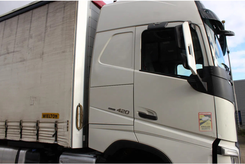 Camion cu prelată Volvo FH 420 * EURO5 * 6X2 * MANUAL *: Foto 9