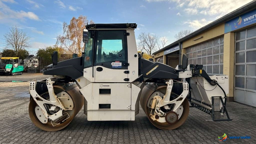 Bomag BW 174 AP-4f AM - Cilindru compactor pentru asfalt: Foto 4 Bomag BW 174 AP-4f AM - Cilindru compactor pentru asfalt: Foto 4