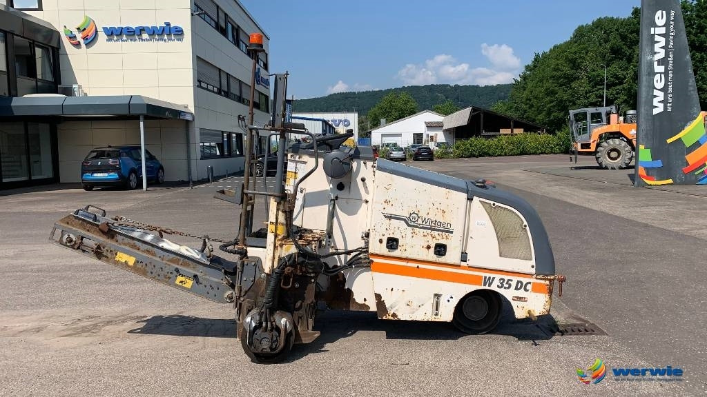 Wirtgen W 35 DC / FB500 - Utilaje pentru frezare: Foto 1 Wirtgen W 35 DC / FB500 - Utilaje pentru frezare: Foto 1