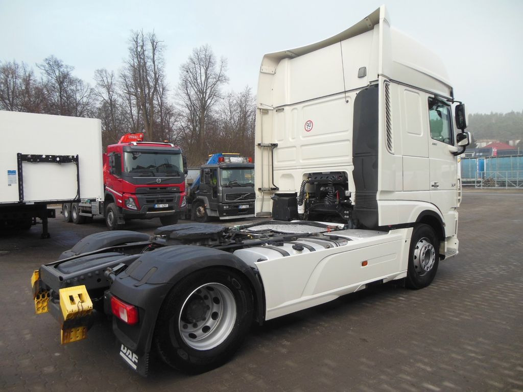 DAF XF 106.530 SSC, HYDRAULIK, STAND KLIMA, TOP - Cap tractor: Foto 3 DAF XF 106.530 SSC, HYDRAULIK, STAND KLIMA, TOP - Cap tractor: Foto 3