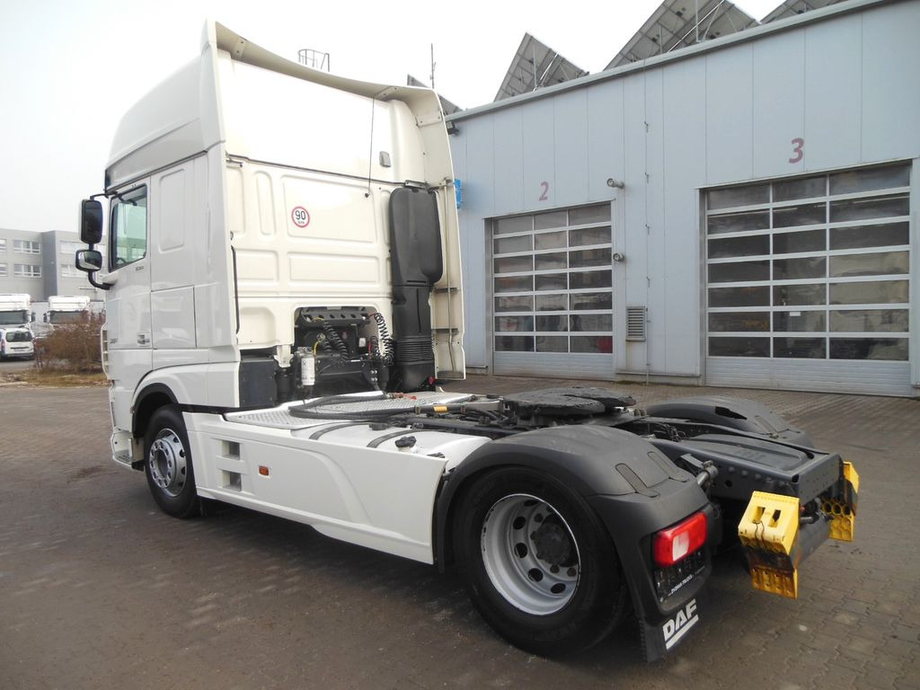 DAF XF 106.530 SSC, HYDRAULIK, STAND KLIMA, TOP - Cap tractor: Foto 4 DAF XF 106.530 SSC, HYDRAULIK, STAND KLIMA, TOP - Cap tractor: Foto 4