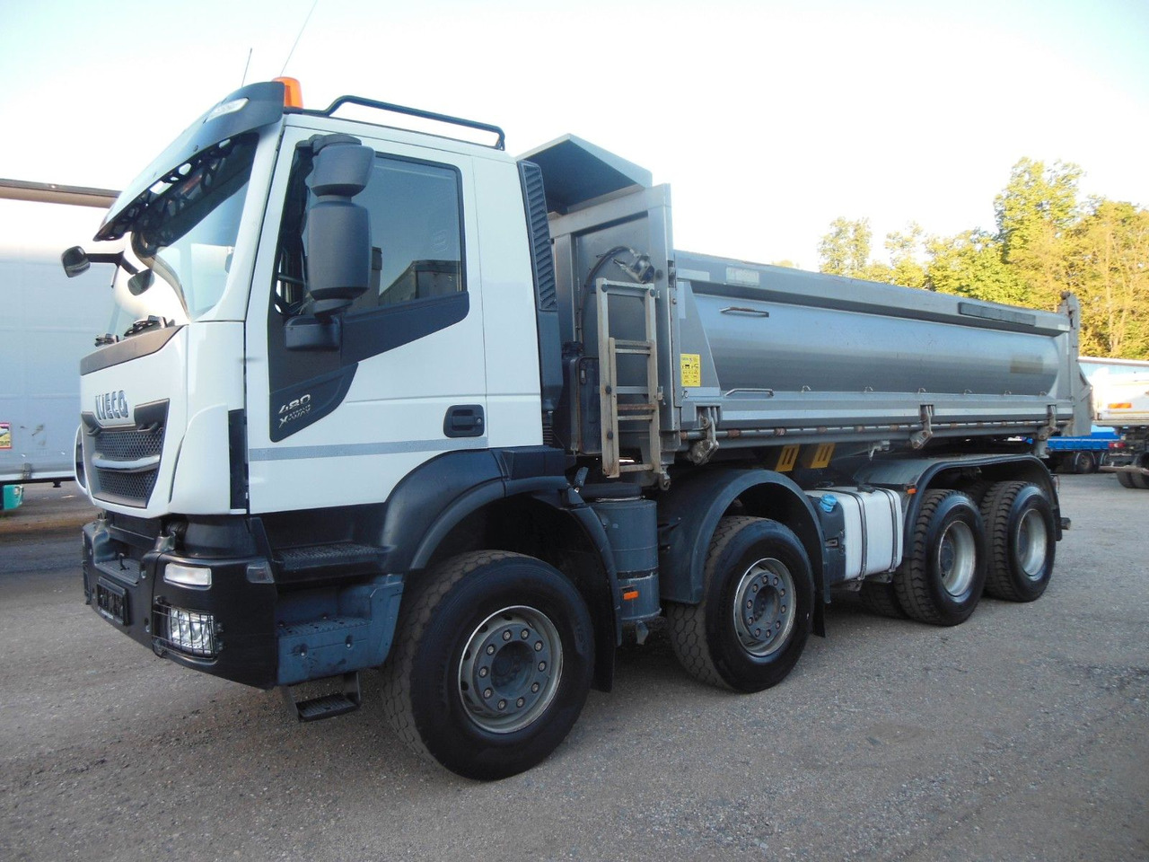 Iveco STRALIS X-WAY 480, 8X4, BORDMATIC, AHK, TOP!!! - Camion basculantă: Foto 1 Iveco STRALIS X-WAY 480, 8X4, BORDMATIC, AHK, TOP!!! - Camion basculantă: Foto 1