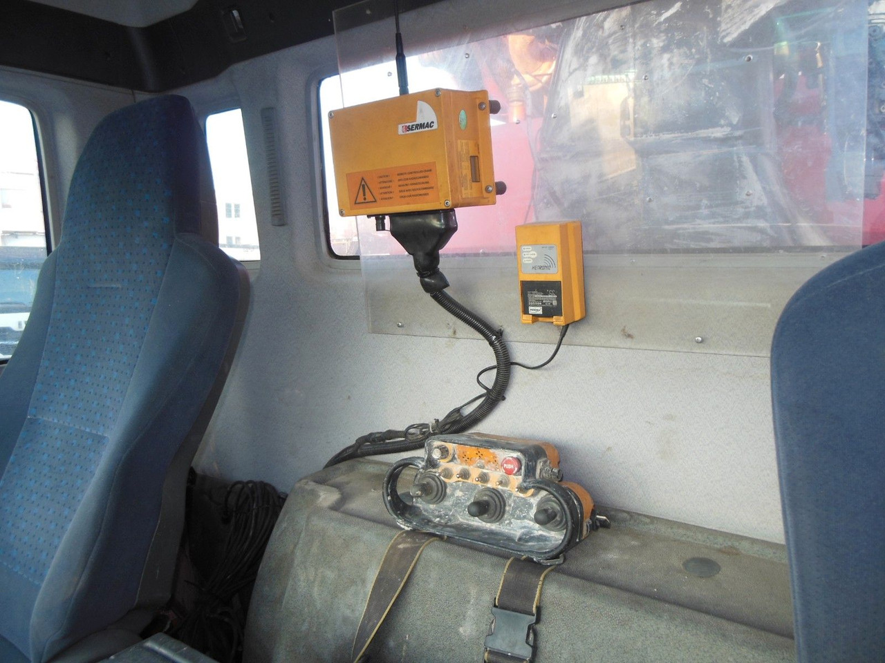 Autopompă de beton MAN TGA 35.410, 8X4, MIX + PUMPE 24M: Foto 22