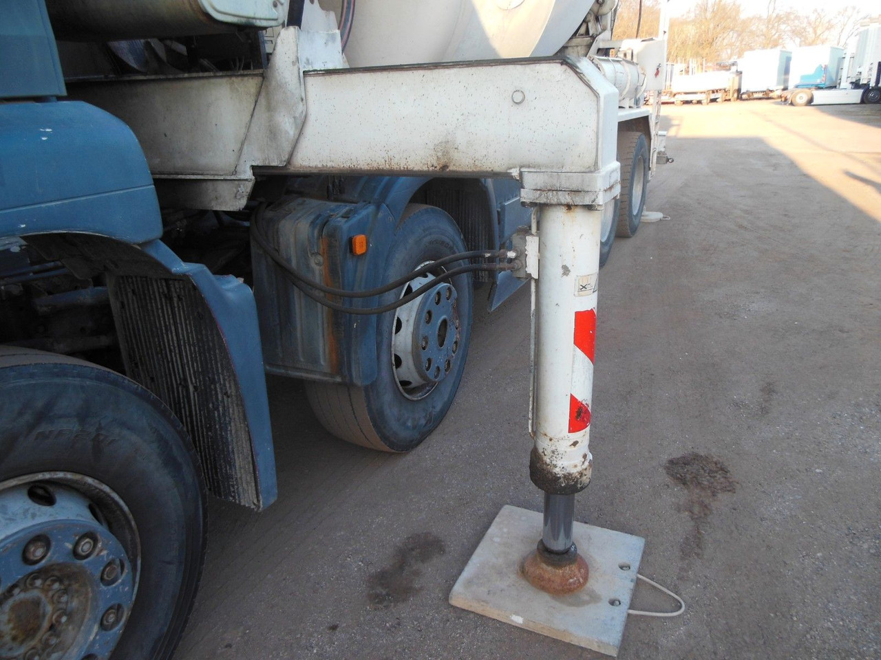 Autopompă de beton MAN TGA 35.410, 8X4, MIX + PUMPE 24M: Foto 18