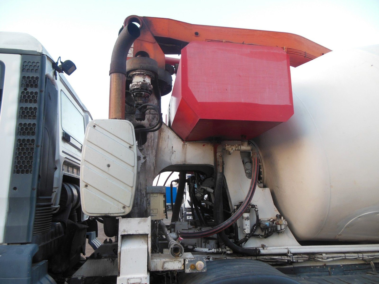 Autopompă de beton MAN TGA 35.410, 8X4, MIX + PUMPE 24M: Foto 6