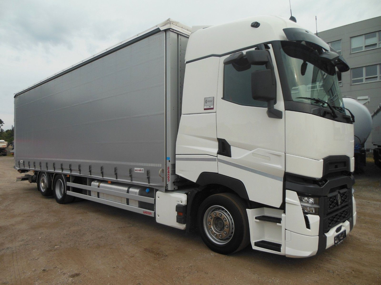 Renault T 440, 6X2, D-HOLLANDIA, 23 PALETTEN, WIE NEUE! - Camion cu prelată: Foto 2 Renault T 440, 6X2, D-HOLLANDIA, 23 PALETTEN, WIE NEUE! - Camion cu prelată: Foto 2