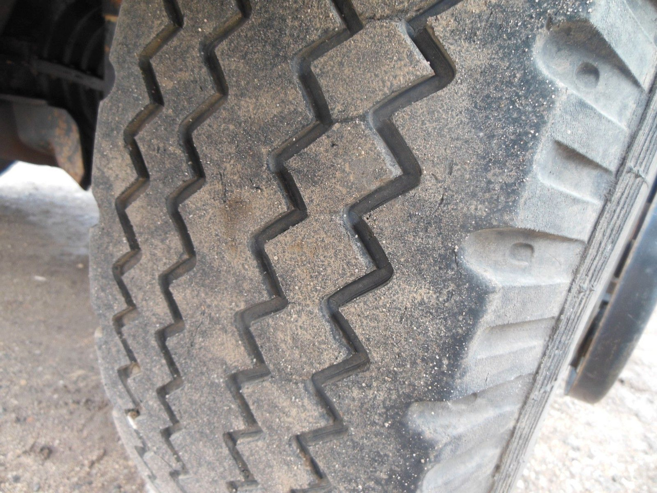 Tatra T 815, 6x6 - Camion basculantă: Foto 5 Tatra T 815, 6x6 - Camion basculantă: Foto 5