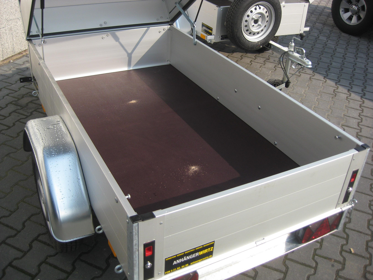 ALUBOXX Deckelanhänger GT 500 HT 181x101x48cm (XXS) 500kg - Remorca auto: Foto 4 ALUBOXX Deckelanhänger GT 500 HT 181x101x48cm (XXS) 500kg - Remorca auto: Foto 4