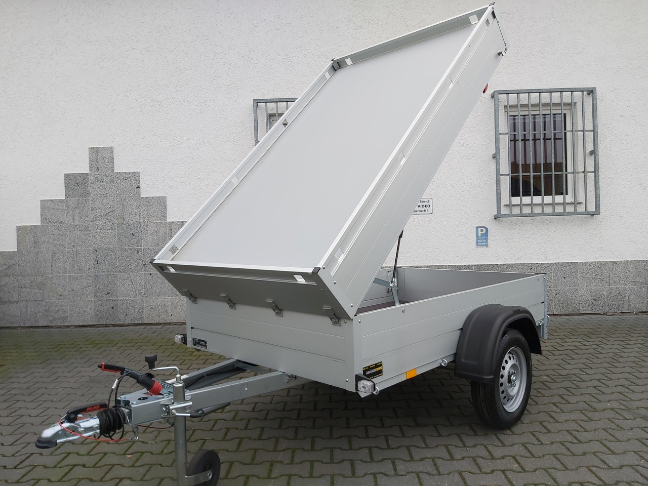 ALUBOXX Deckelanhänger GTB 750 HT 211x126x48 (XS) 750kg Winter Aktion - Remorca auto: Foto 1 ALUBOXX Deckelanhänger GTB 750 HT 211x126x48 (XS) 750kg Winter Aktion - Remorca auto: Foto 1