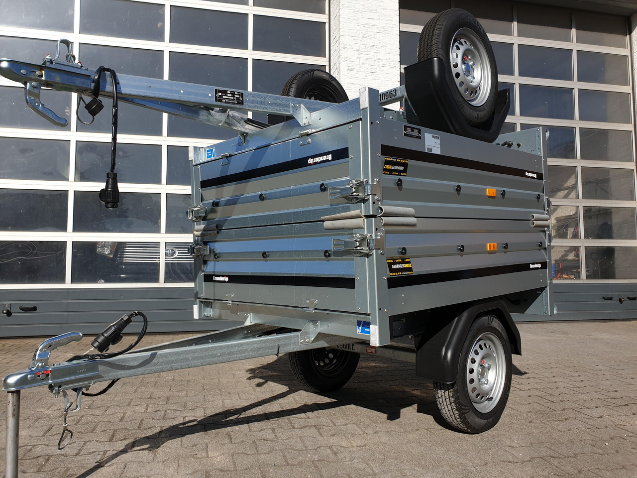 Brenderup 3150 SUB 750 144x116x33cm (XXS) 750kg Online Aktion - Remorca auto: Foto 2 Brenderup 3150 SUB 750 144x116x33cm (XXS) 750kg Online Aktion - Remorca auto: Foto 2