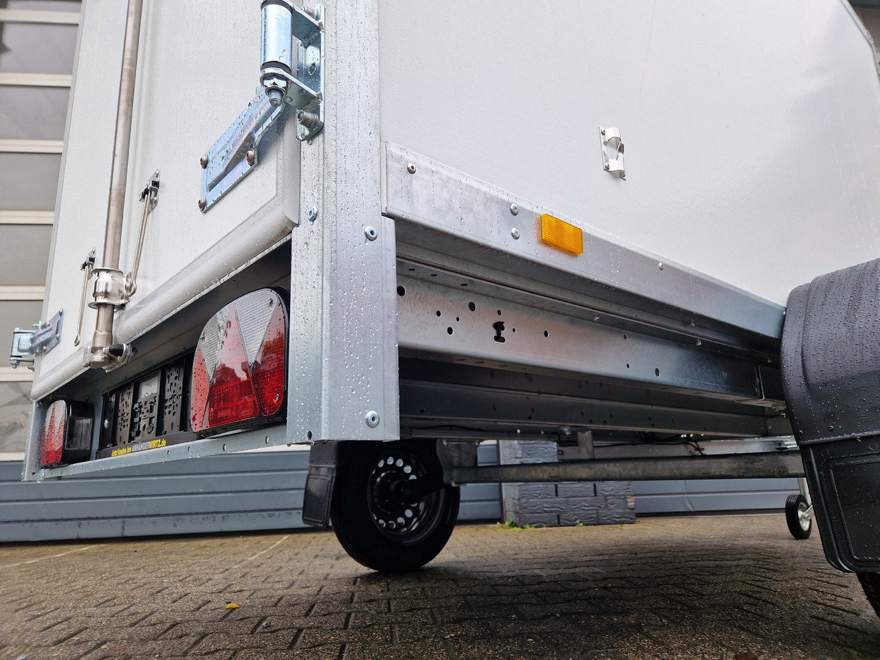 Brenderup Cargo Dynamic CD260 UBD 260x130x150cm Hecktüren Wabenwände (S) 750kg - Remorcă furgon: Foto 5 Brenderup Cargo Dynamic CD260 UBD 260x130x150cm Hecktüren Wabenwände (S) 750kg - Remorcă furgon: Foto 5