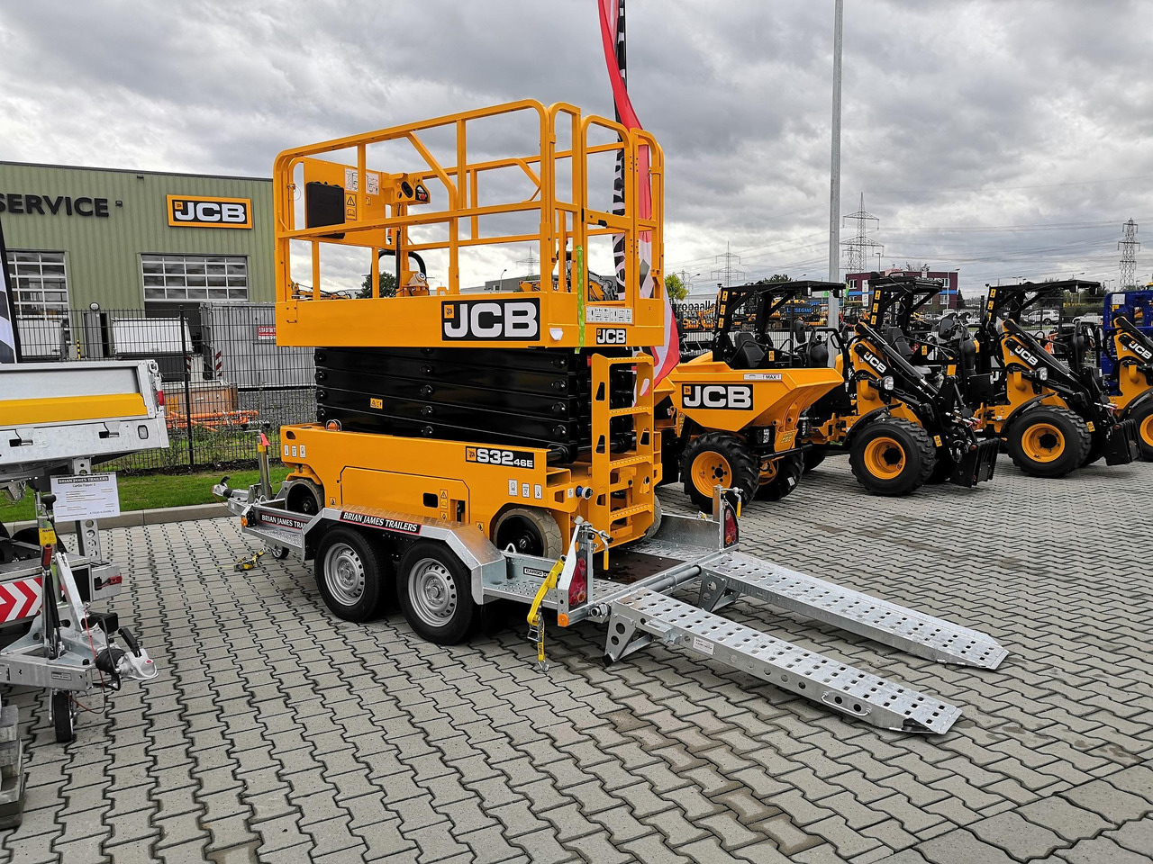 Brian James Digger Plant 543-2813-27 280x130cm Schaufelablage Rampen Reserverad 2700kg Aktion - Remorcă transport utilaje: Foto 1 Brian James Digger Plant 543-2813-27 280x130cm Schaufelablage Rampen Reserverad 2700kg Aktion - Remorcă transport utilaje: Foto 1