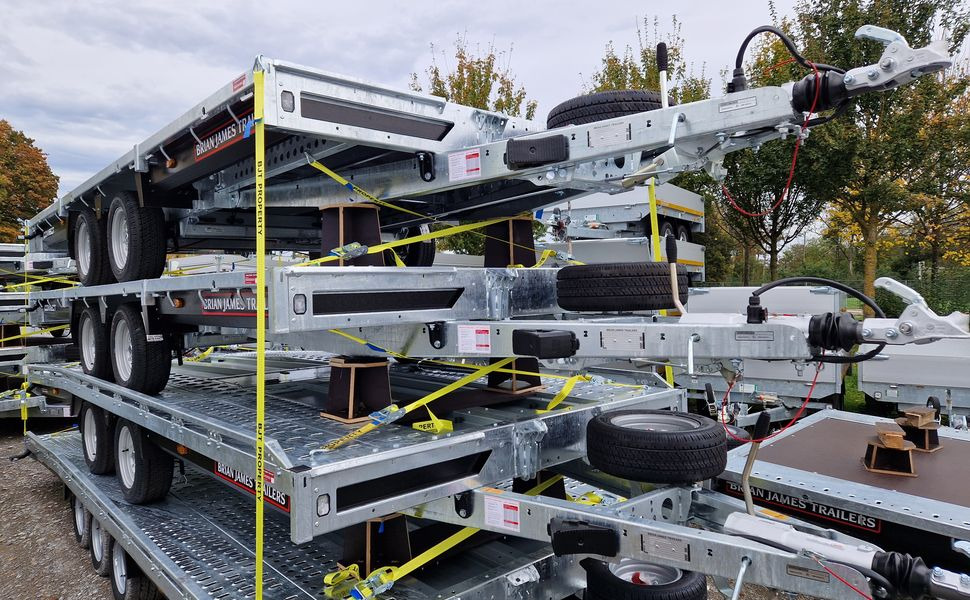 Brian James Trailer Connect 360x188cm plattform blackline 2 Achsen 10" (L) 3000kg - Remorcă platformă: Foto 1 Brian James Trailer Connect 360x188cm plattform blackline 2 Achsen 10" (L) 3000kg - Remorcă platformă: Foto 1