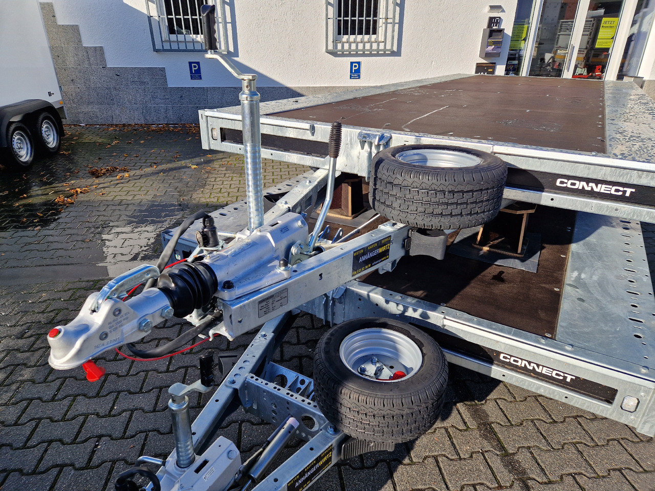 Brian James Trailer Connect 550x229cm blackline Plattform Tridem 10" 3500kg (XXL) - Remorcă platformă: Foto 5 Brian James Trailer Connect 550x229cm blackline Plattform Tridem 10" 3500kg (XXL) - Remorcă platformă: Foto 5