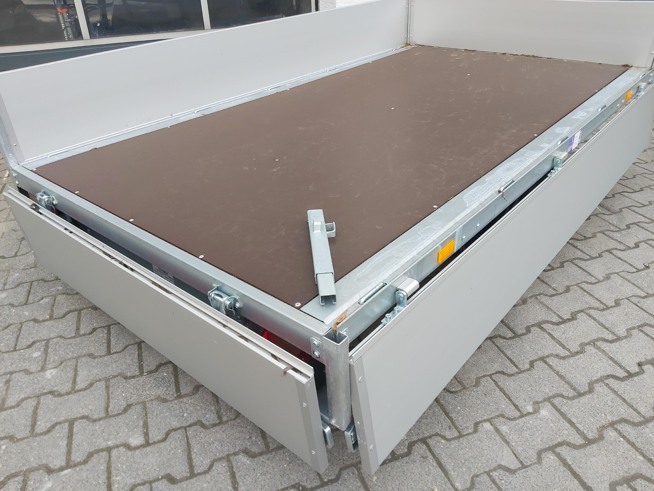 Hochlader light 2514 250x145x30cm Lfh 56cm 10" (S) 1350kg online Aktion - Remorca auto: Foto 2 Hochlader light 2514 250x145x30cm Lfh 56cm 10" (S) 1350kg online Aktion - Remorca auto: Foto 2