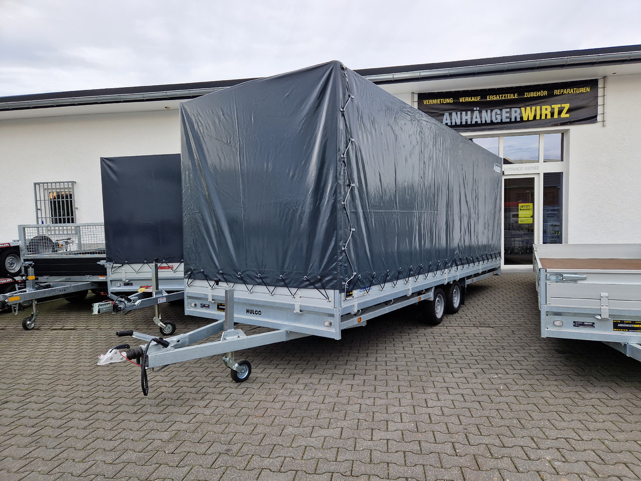 MEDAX - 2 3000 611x203x210cm Hochplane 12" niedrig Fahrwerk 3000kg - Remorcă cu prelată: Foto 5 MEDAX - 2 3000 611x203x210cm Hochplane 12" niedrig Fahrwerk 3000kg - Remorcă cu prelată: Foto 5