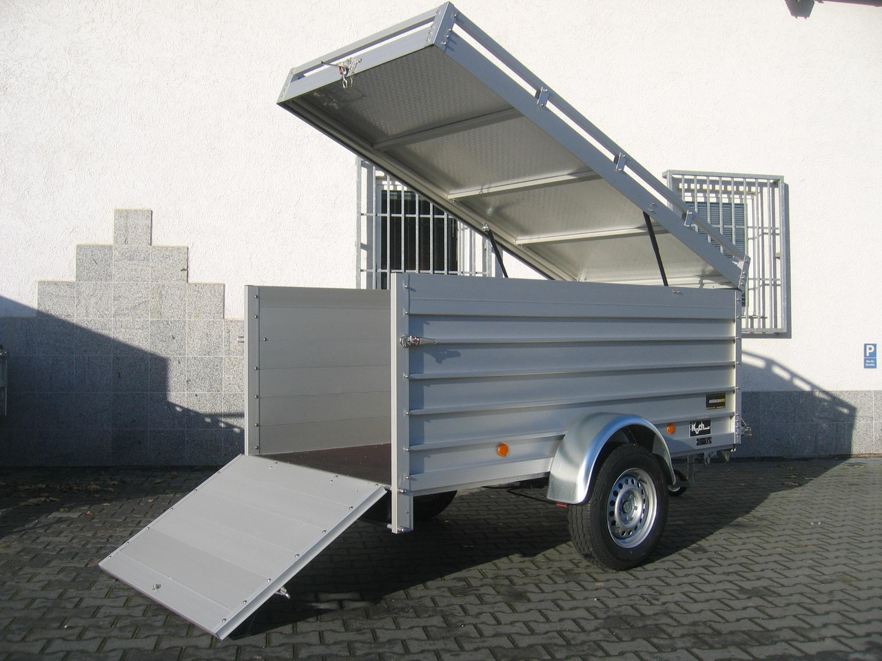 PKW Anhänger Koch Aluline 4.13 Deckel 250x125x95cm (S) 1300kg 100 km/H Aktion 2022 - Remorcă furgon: Foto 5 PKW Anhänger Koch Aluline 4.13 Deckel 250x125x95cm (S) 1300kg 100 km/H Aktion 2022 - Remorcă furgon: Foto 5