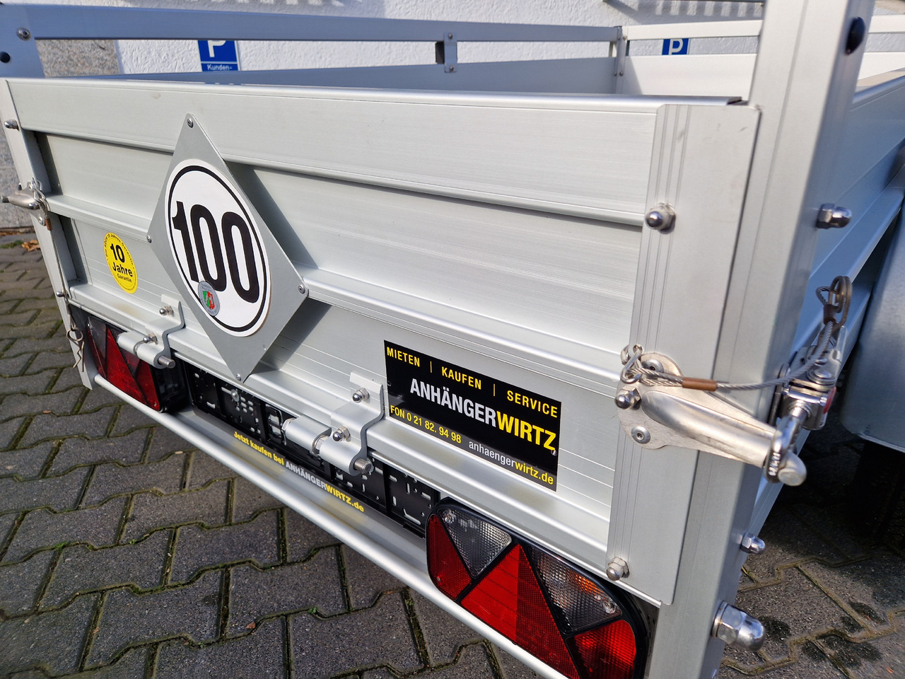 PKW Anhänger Koch Aluline B1000 205x105x40cm (XS) 1000kg 100 km/H Januar Aktion - Remorca auto: Foto 2 PKW Anhänger Koch Aluline B1000 205x105x40cm (XS) 1000kg 100 km/H Januar Aktion - Remorca auto: Foto 2