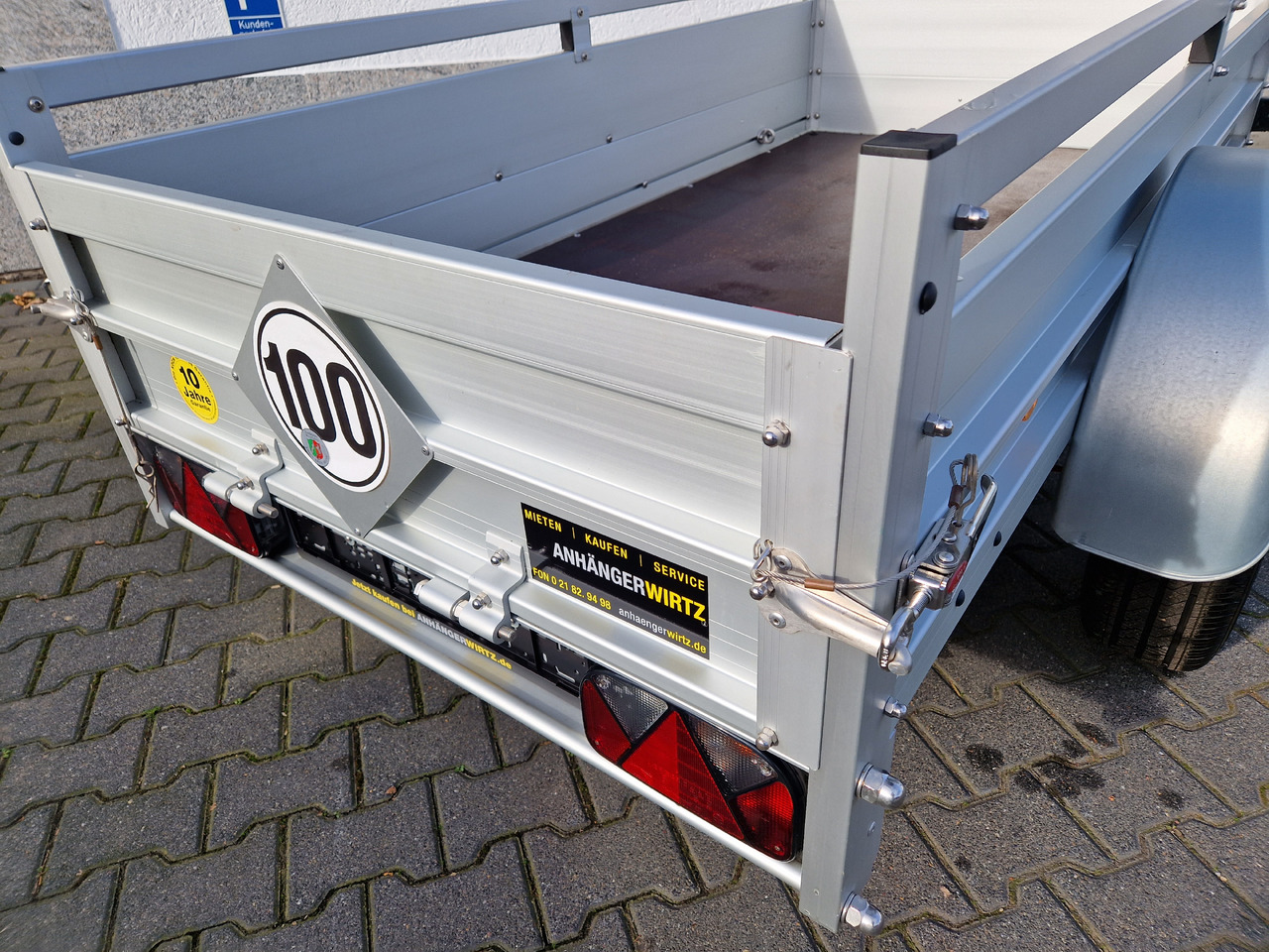PKW Anhänger Koch Aluline B1000 205x105x40cm (XS) 1000kg 100 km/H Januar Aktion - Remorca auto: Foto 3 PKW Anhänger Koch Aluline B1000 205x105x40cm (XS) 1000kg 100 km/H Januar Aktion - Remorca auto: Foto 3