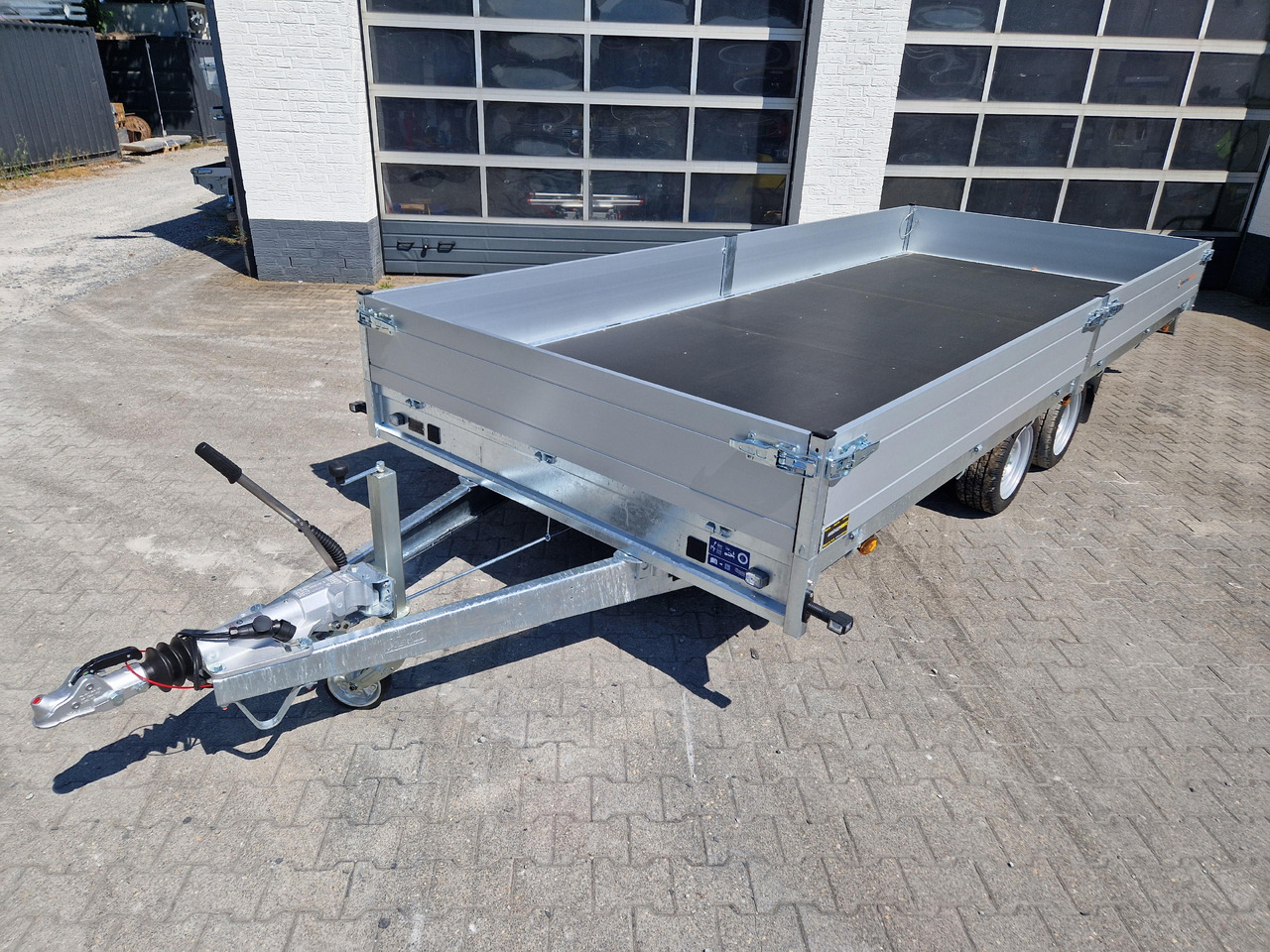Saris PL HD 506 204 3500 2 506x204x35cm heavy duty LED Beleuchtung (XXL) Modell 2023 - Remorcă platformă: Foto 3 Saris PL HD 506 204 3500 2 506x204x35cm heavy duty LED Beleuchtung (XXL) Modell 2023 - Remorcă platformă: Foto 3