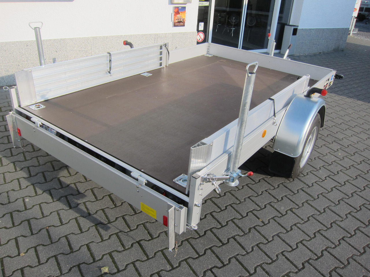 Smart Kleinwagen Transport Anhänger Koch Aluline 300x185x20cm 1500kg 100 km/H - Remorcă transport utilaje: Foto 3 Smart Kleinwagen Transport Anhänger Koch Aluline 300x185x20cm 1500kg 100 km/H - Remorcă transport utilaje: Foto 3