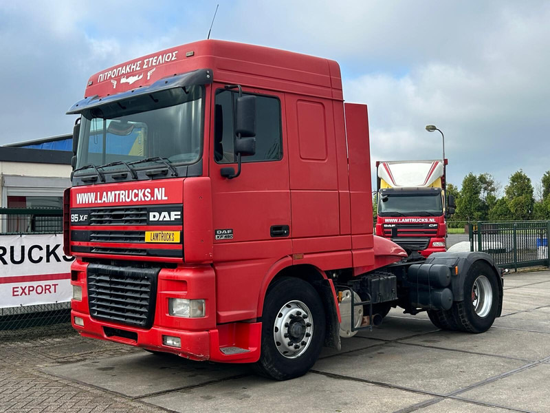 DAF XF 95.480 EURO 2 ZF MANUAL GEARBOX TOP CONDITION - Cap tractor: Foto 1 DAF XF 95.480 EURO 2 ZF MANUAL GEARBOX TOP CONDITION - Cap tractor: Foto 1