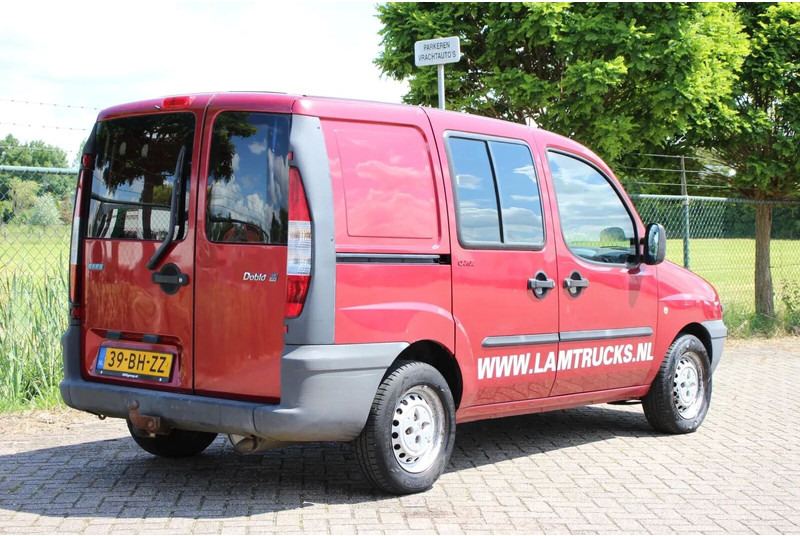 Fiat Doblò Cargo 1.9 JTD SCHUIFDEUR - Dubă: Foto 5 Fiat Doblò Cargo 1.9 JTD SCHUIFDEUR - Dubă: Foto 5