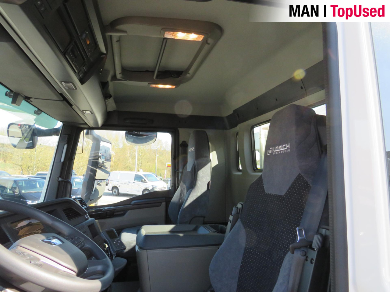 MAN TGS 41.480 8x4 BB CH Schmitz Muldenkipper Retarder - Camion basculantă: Foto 3 MAN TGS 41.480 8x4 BB CH Schmitz Muldenkipper Retarder - Camion basculantă: Foto 3