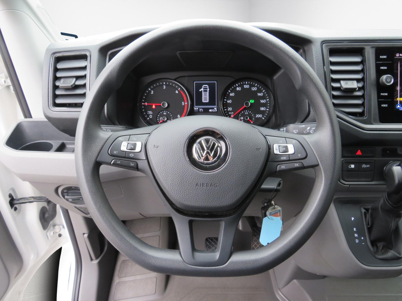 VOLKSWAGEN Crafter 35 L3H3 Kasten 4MOTION Navi ZV - Dubă: Foto 4 VOLKSWAGEN Crafter 35 L3H3 Kasten 4MOTION Navi ZV - Dubă: Foto 4