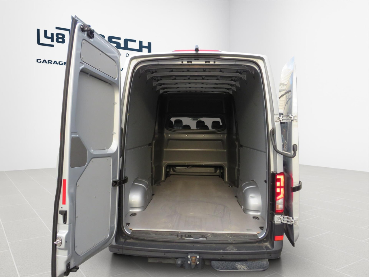 VOLKSWAGEN Crafter 35 L4H3 Doka Kasten Klima AHK Navi ZV - Dubă, Autoutilitară cabină dublă: Foto 5 VOLKSWAGEN Crafter 35 L4H3 Doka Kasten Klima AHK Navi ZV - Dubă, Autoutilitară cabină dublă: Foto 5