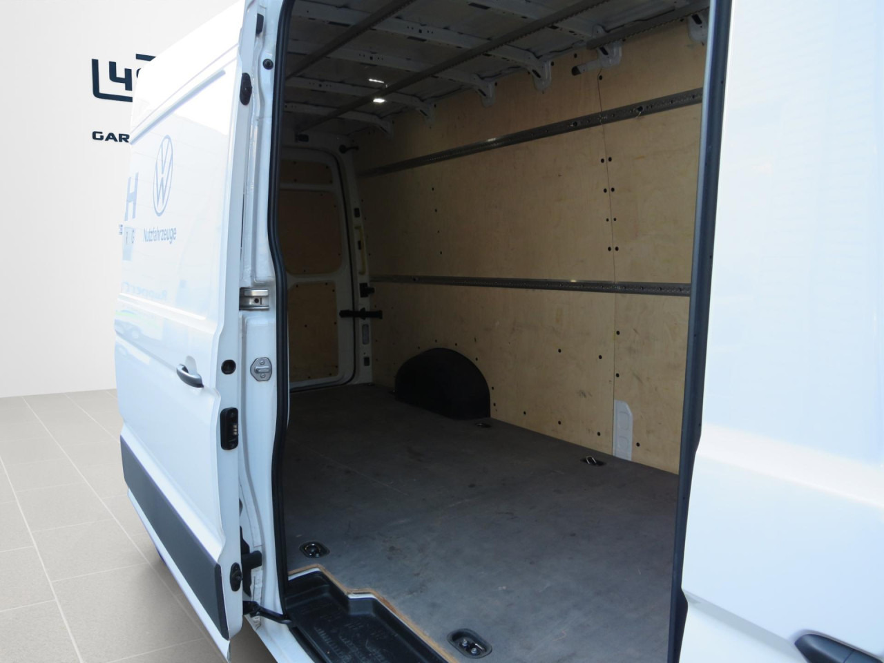 VOLKSWAGEN Crafter 35 L4H3 Kasten Klima AHK ZV - Dubă: Foto 5 VOLKSWAGEN Crafter 35 L4H3 Kasten Klima AHK ZV - Dubă: Foto 5