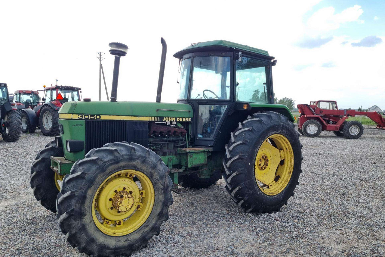 John Deere 3050 - Tractor agricol: Foto 1 John Deere 3050 - Tractor agricol: Foto 1