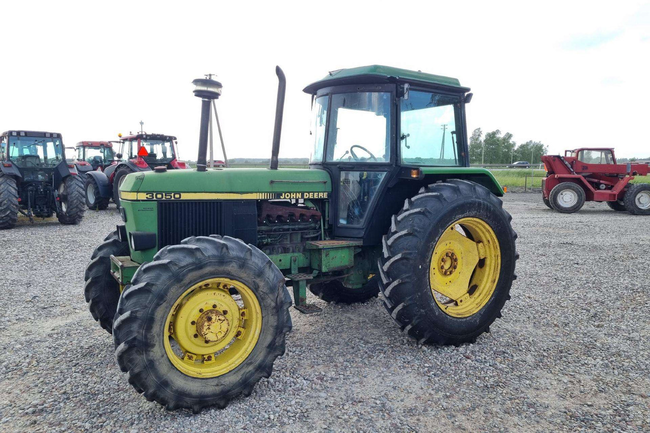 John Deere 3050 - Tractor agricol: Foto 3 John Deere 3050 - Tractor agricol: Foto 3
