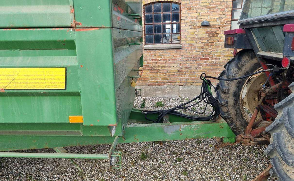 Kimadan LBC 100 BT - Remorcă autobasculantă agricolă: Foto 5 Kimadan LBC 100 BT - Remorcă autobasculantă agricolă: Foto 5