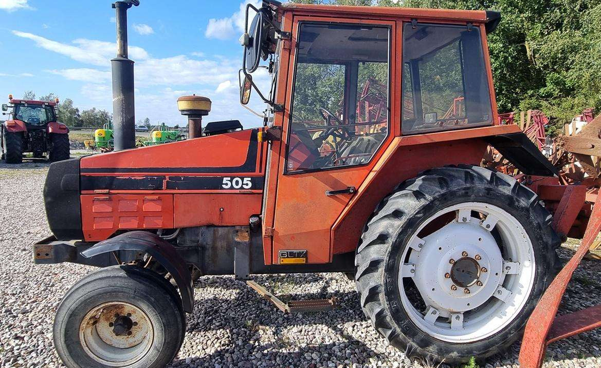 Valmet 505 - Tractor agricol: Foto 2 Valmet 505 - Tractor agricol: Foto 2