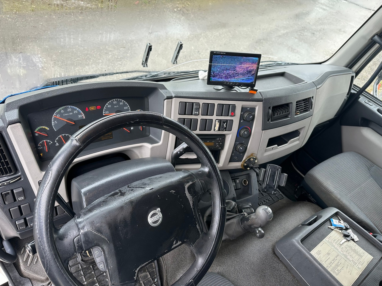 VOLVO FL 290 4x2 thermoking 1200 - Camion frigider: Foto 3 VOLVO FL 290 4x2 thermoking 1200 - Camion frigider: Foto 3