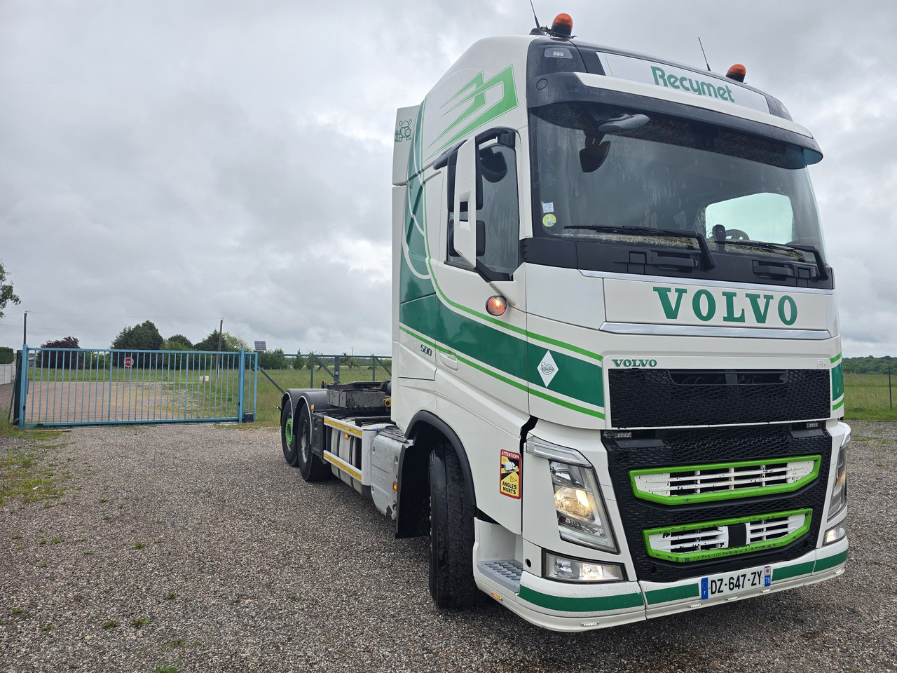 VOLVO FH500 Globe XL - Camion cu cârlig: Foto 2 VOLVO FH500 Globe XL - Camion cu cârlig: Foto 2