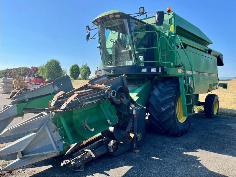 John Deere 2058 - Combină de recoltat cereale: Foto 1 John Deere 2058 - Combină de recoltat cereale: Foto 1