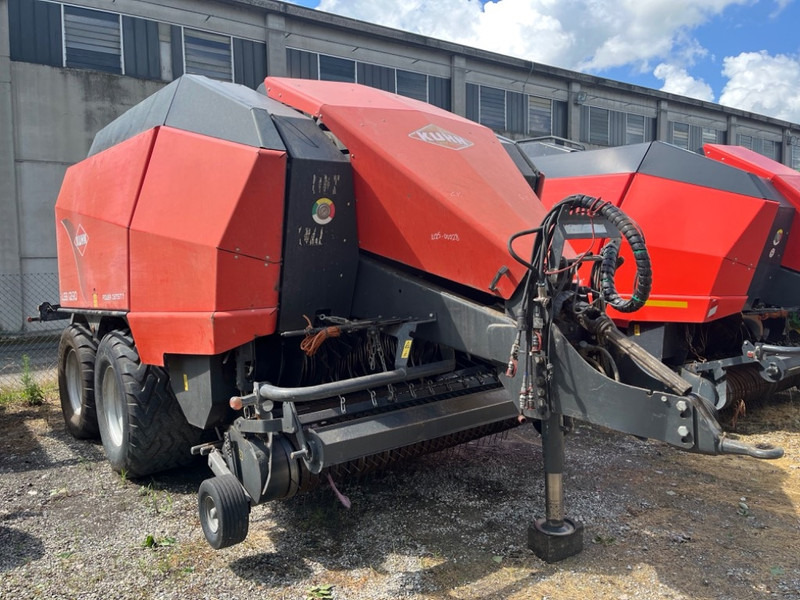 Kuhn LSB 1290 - Presă baloţi dreptunghiulari: Foto 2 Kuhn LSB 1290 - Presă baloţi dreptunghiulari: Foto 2