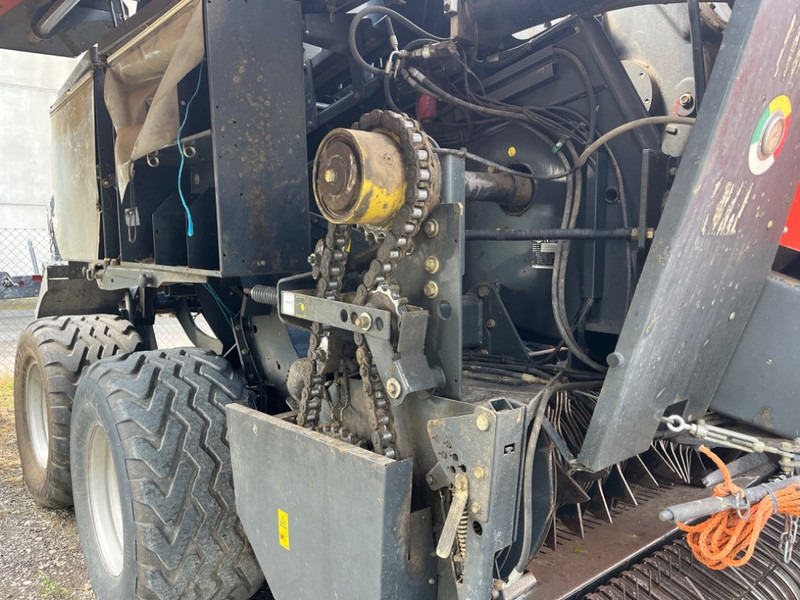 Kuhn LSB 1290 - Presă baloţi dreptunghiulari: Foto 4 Kuhn LSB 1290 - Presă baloţi dreptunghiulari: Foto 4