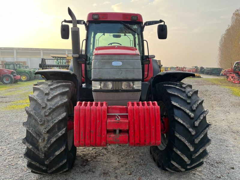 MCCORMICK MTX 200 - Tractor agricol: Foto 2 MCCORMICK MTX 200 - Tractor agricol: Foto 2