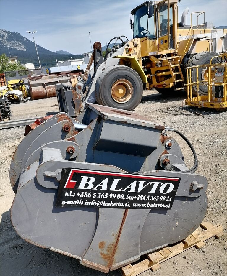 Balavto BG16 - Graifer: Foto 1 Balavto BG16 - Graifer: Foto 1