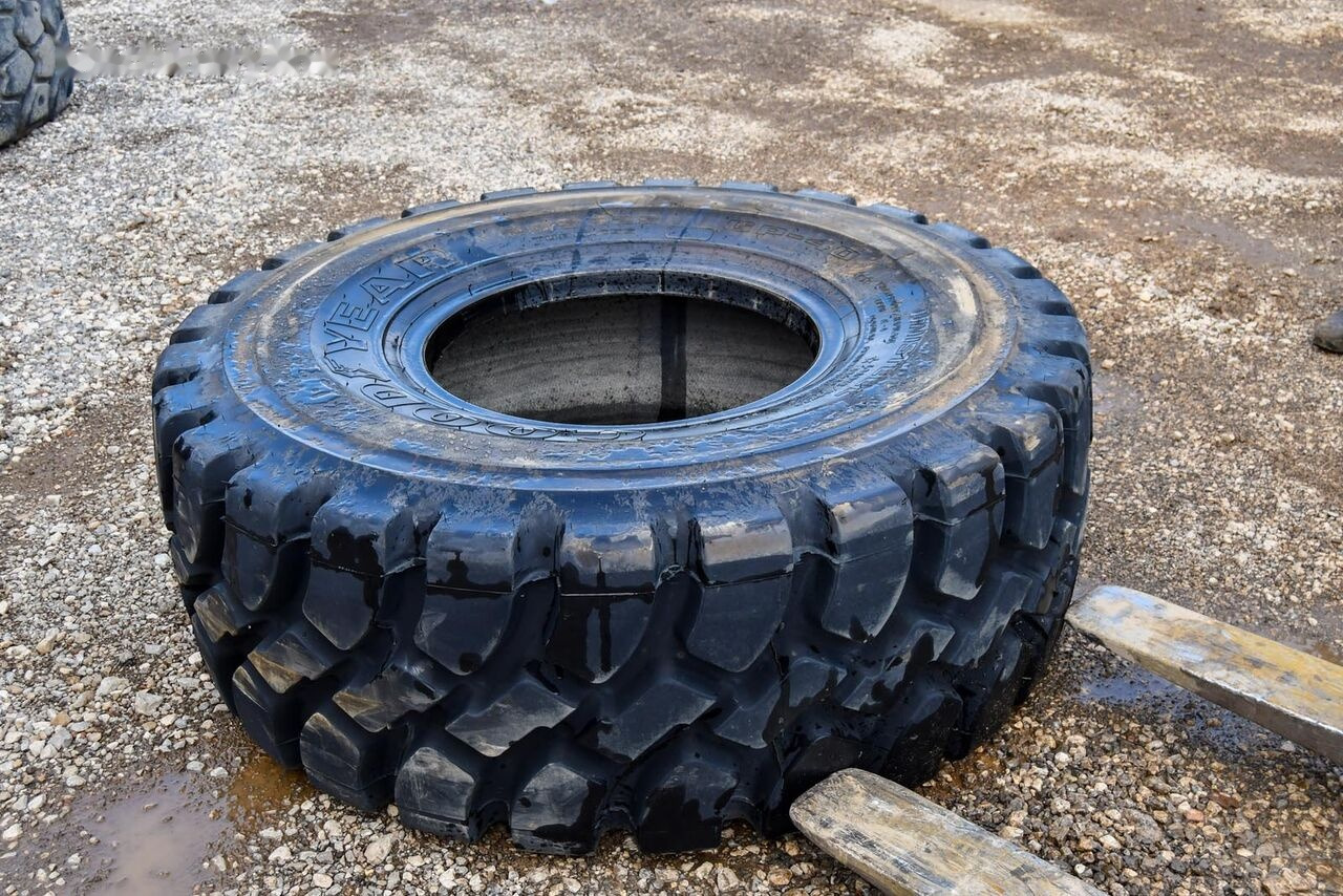 Goodyear 20.5R25 - Roată completă: Foto 3 Goodyear 20.5R25 - Roată completă: Foto 3