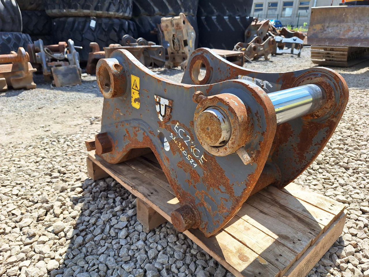 Cuplare rapidă pentru Utilaje constructii Trevi Benne hydraulic ARI Verachtert   Volvo EC220E: Foto 7