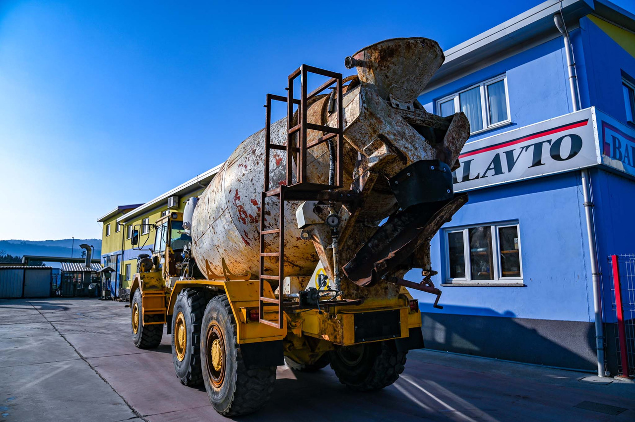 VOLVO A25C 6X6 - Autobetonieră: Foto 5 VOLVO A25C 6X6 - Autobetonieră: Foto 5