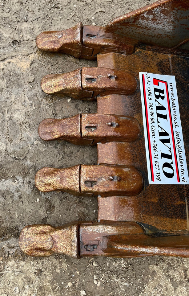 VOLVO Digging bucket 1000 mm - Cupă excavator: Foto 4 VOLVO Digging bucket 1000 mm - Cupă excavator: Foto 4