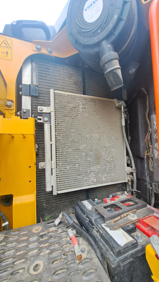 VOLVO EWR150E - Excavator pe roţi: Foto 2 VOLVO EWR150E - Excavator pe roţi: Foto 2