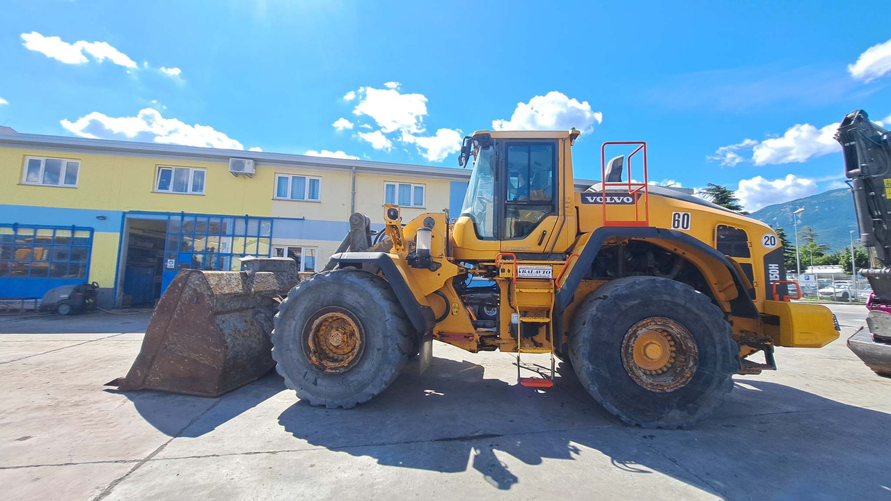 VOLVO L150H - Încărcător frontal pe pneuri: Foto 2 VOLVO L150H - Încărcător frontal pe pneuri: Foto 2